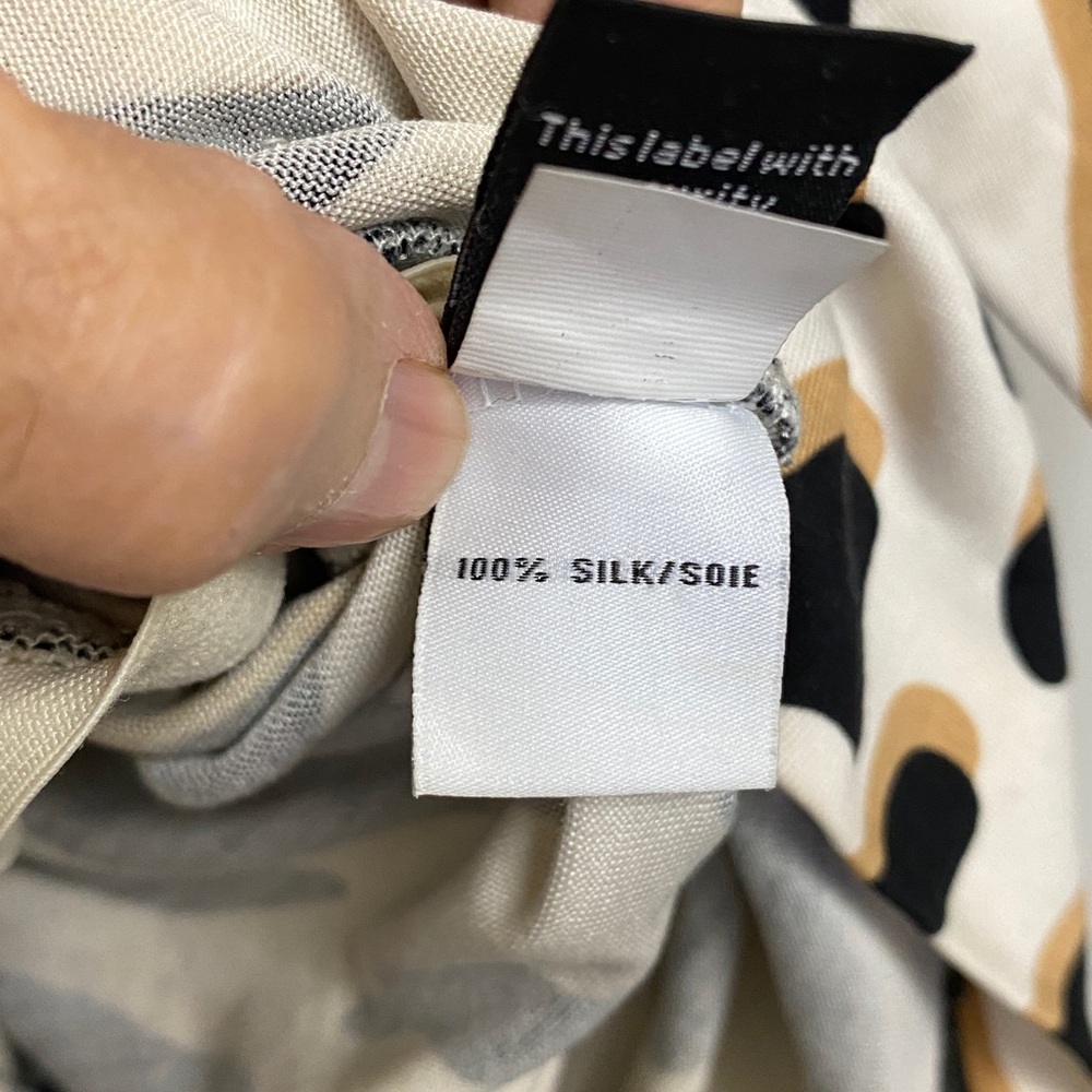 Diane Von Furstenberg Black and Cream Zebra “Bentley” 3/4 Sleeve 100% Silk Dress - Picture 9 of 16